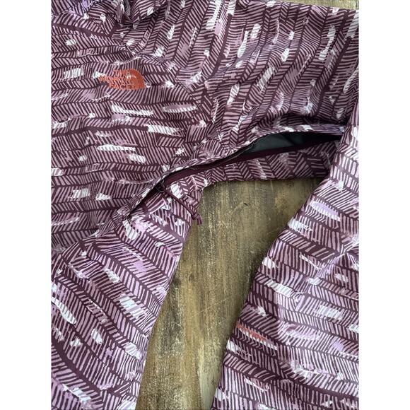 The North Face Jacket Womens Size Medium Purple Novelty Venture Rain Jacket Hood - Picture 12 of 12